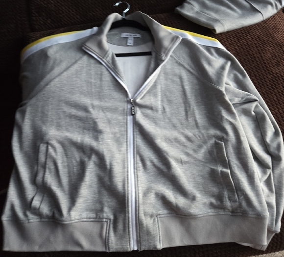 Peace Love World Gray Hoodie and Matching Pants - Picture 6 of 11